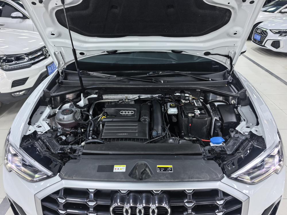 Audi Audi Q3
