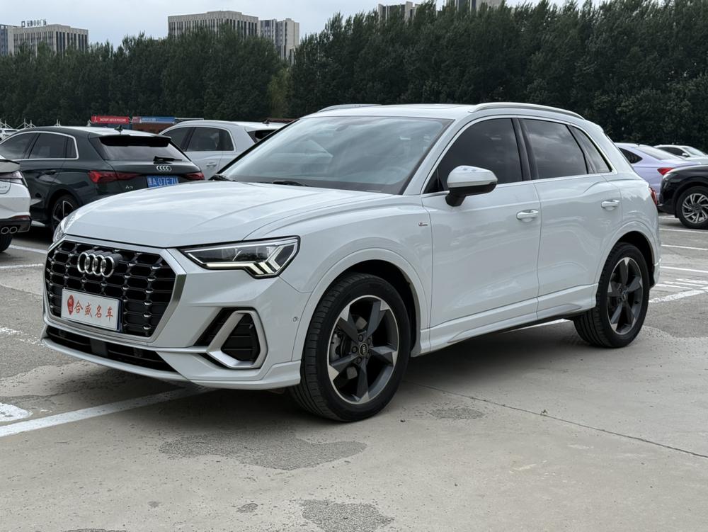 Audi Audi Q3