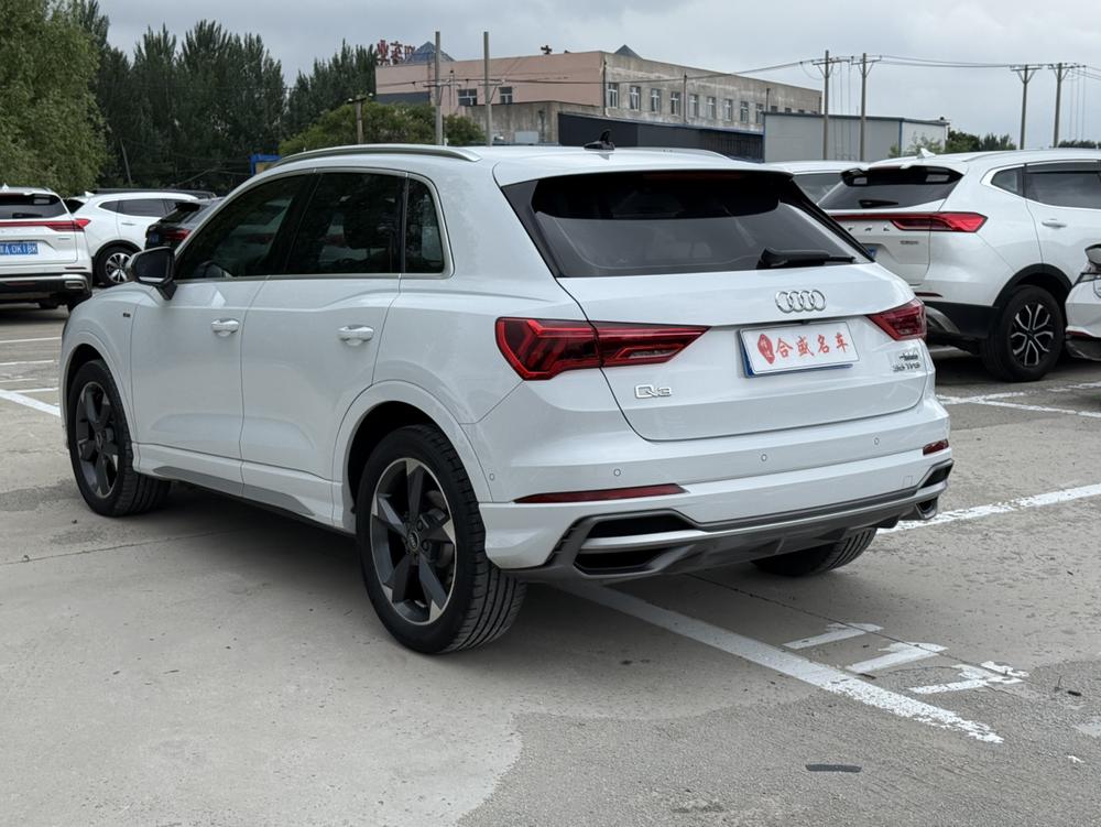 Audi Audi Q3