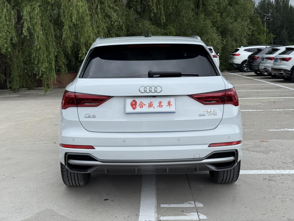 Audi Audi Q3