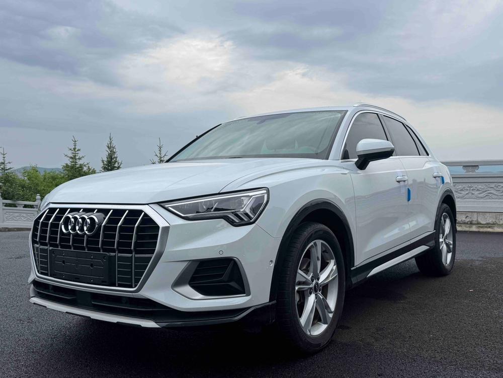 Audi Audi Q3