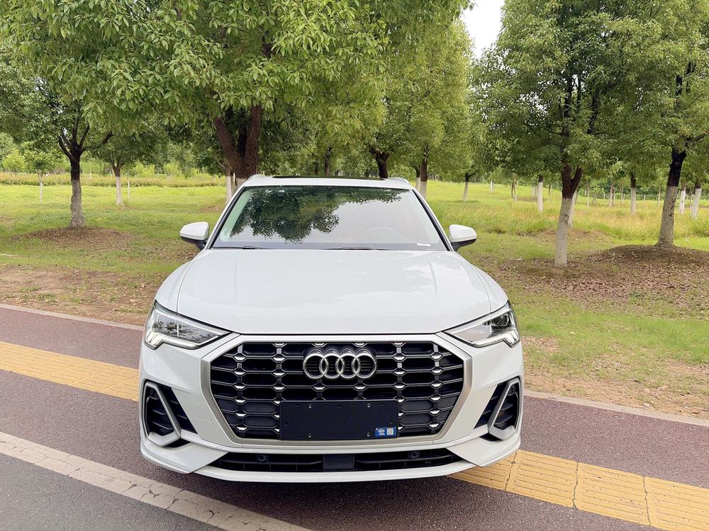 Audi Audi Q3