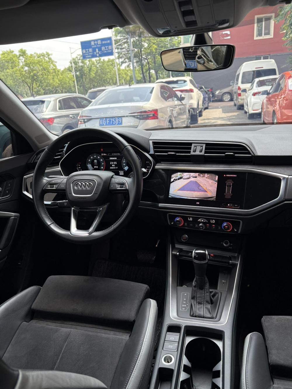 Audi Audi Q3