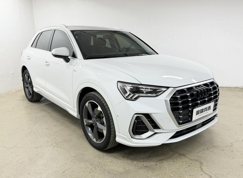 Audi Audi Q3
