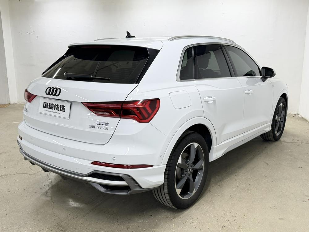 Audi Audi Q3