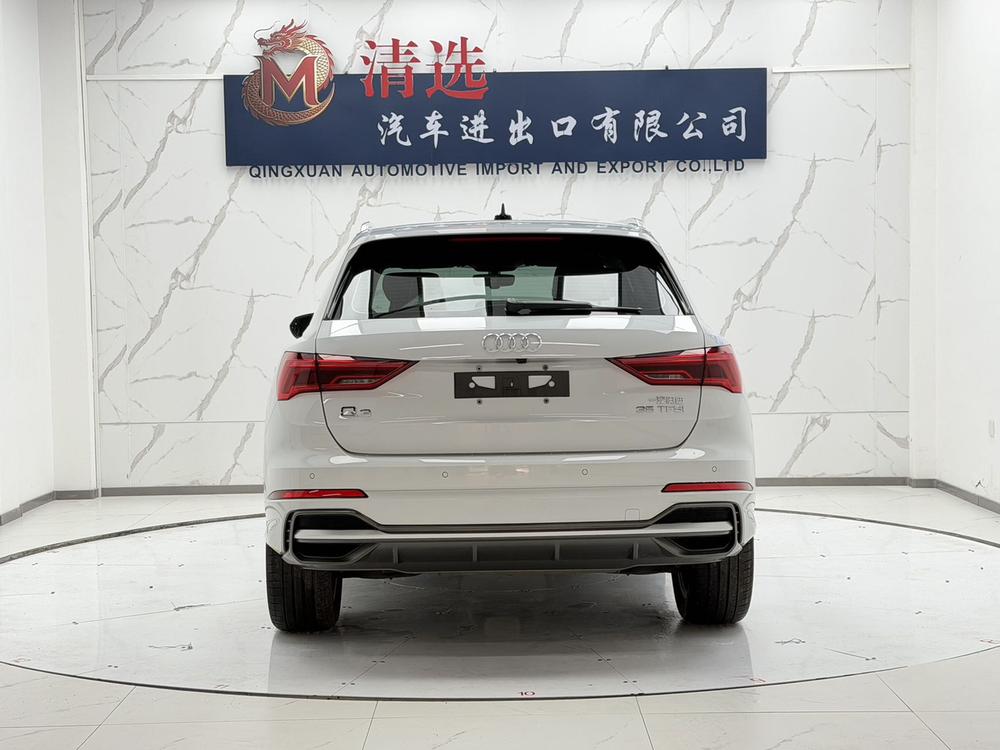 Audi Audi Q3