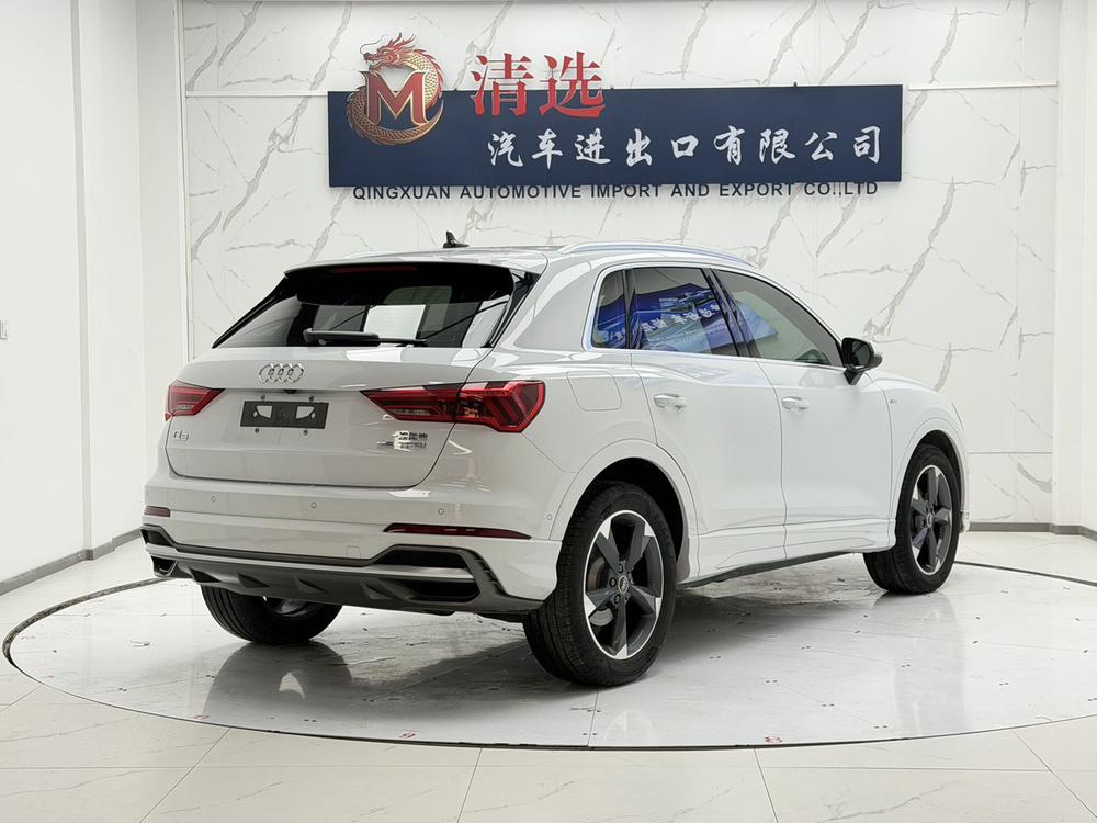 Audi Audi Q3