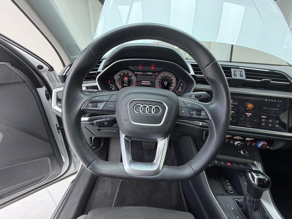 Audi Audi Q3