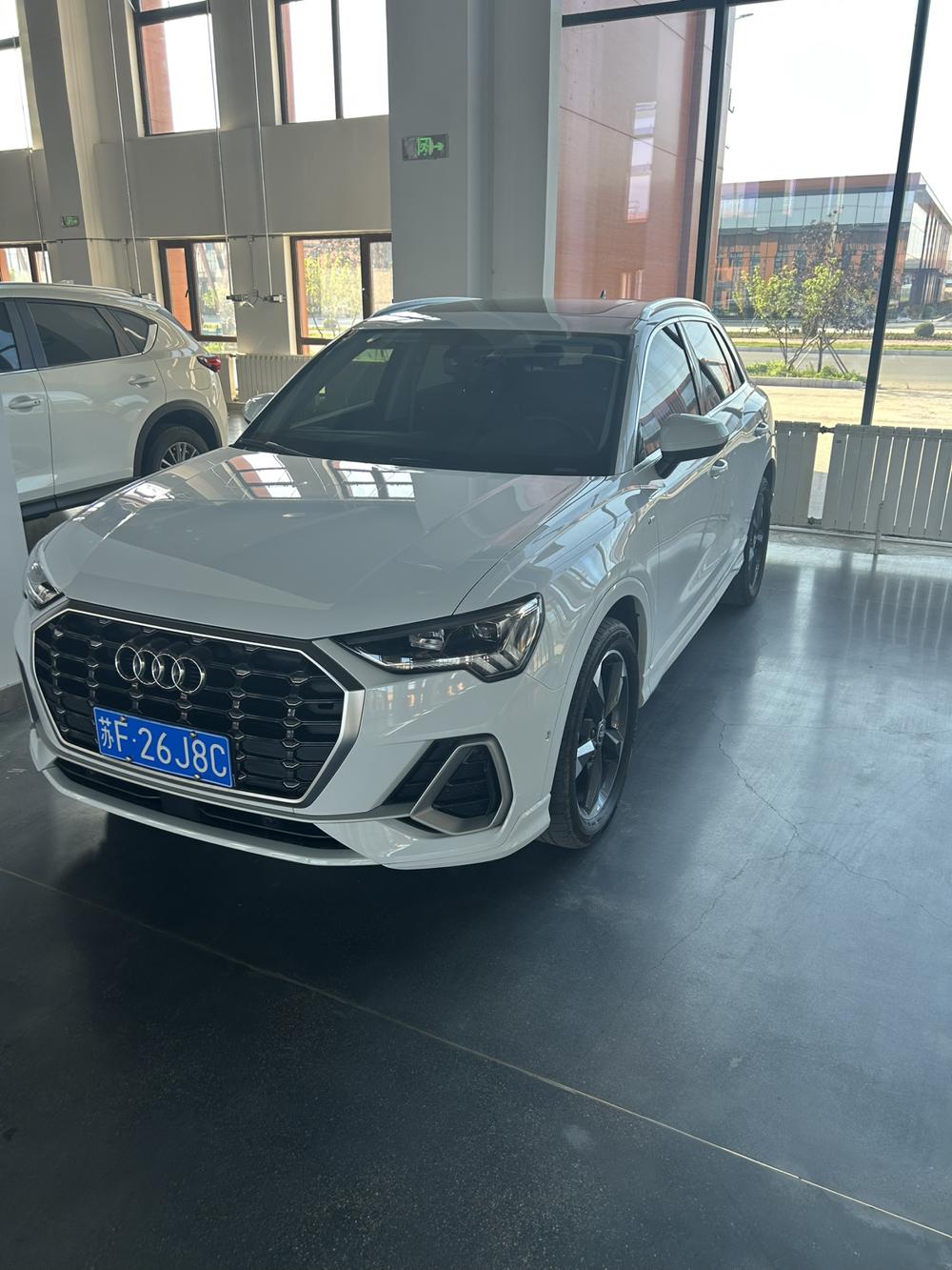 Audi Audi Q3