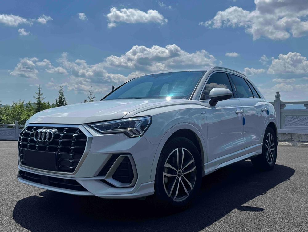 Audi Audi Q3