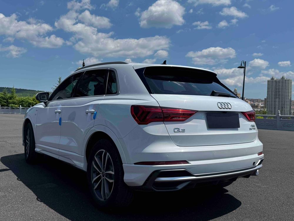 Audi Audi Q3