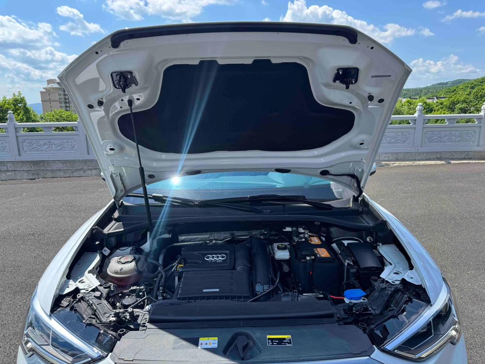 Audi Audi Q3