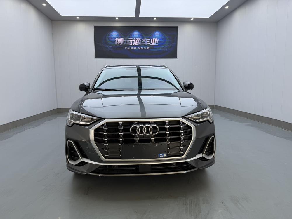 Audi Audi Q3
