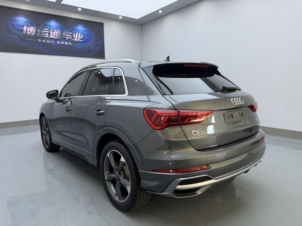 Audi Audi Q3