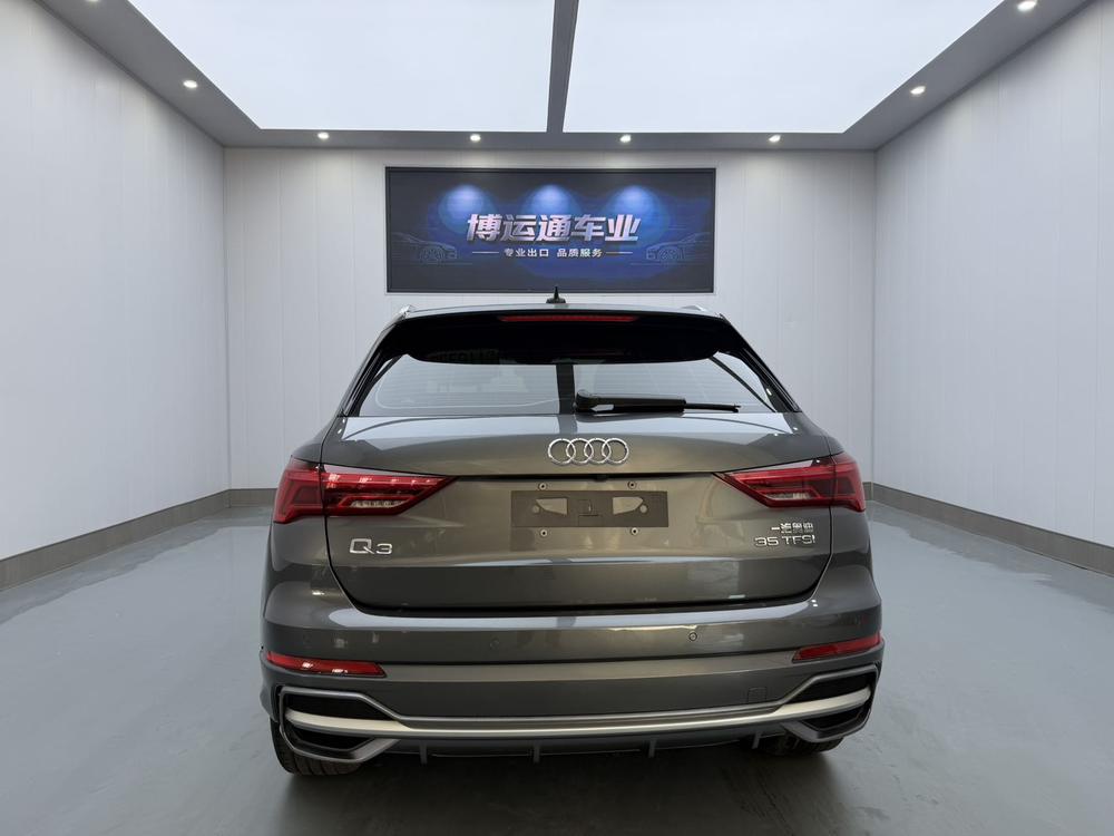 Audi Audi Q3