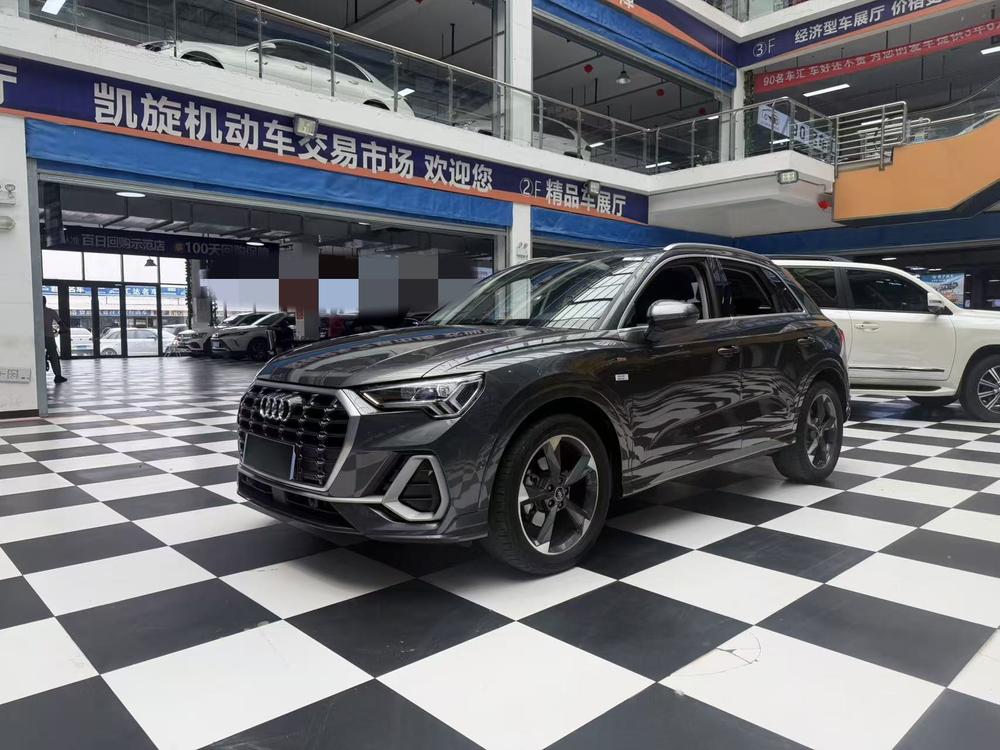Audi Audi Q3
