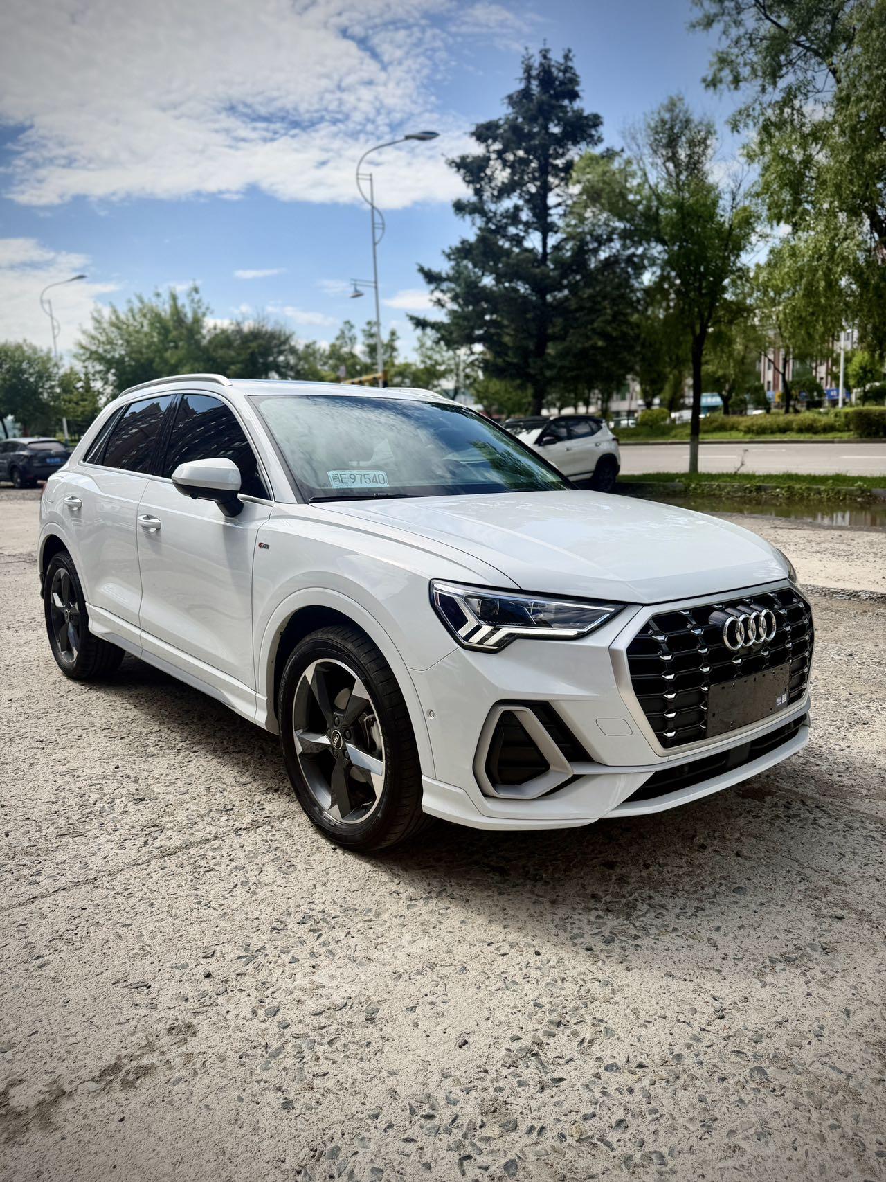 Audi Audi Q3