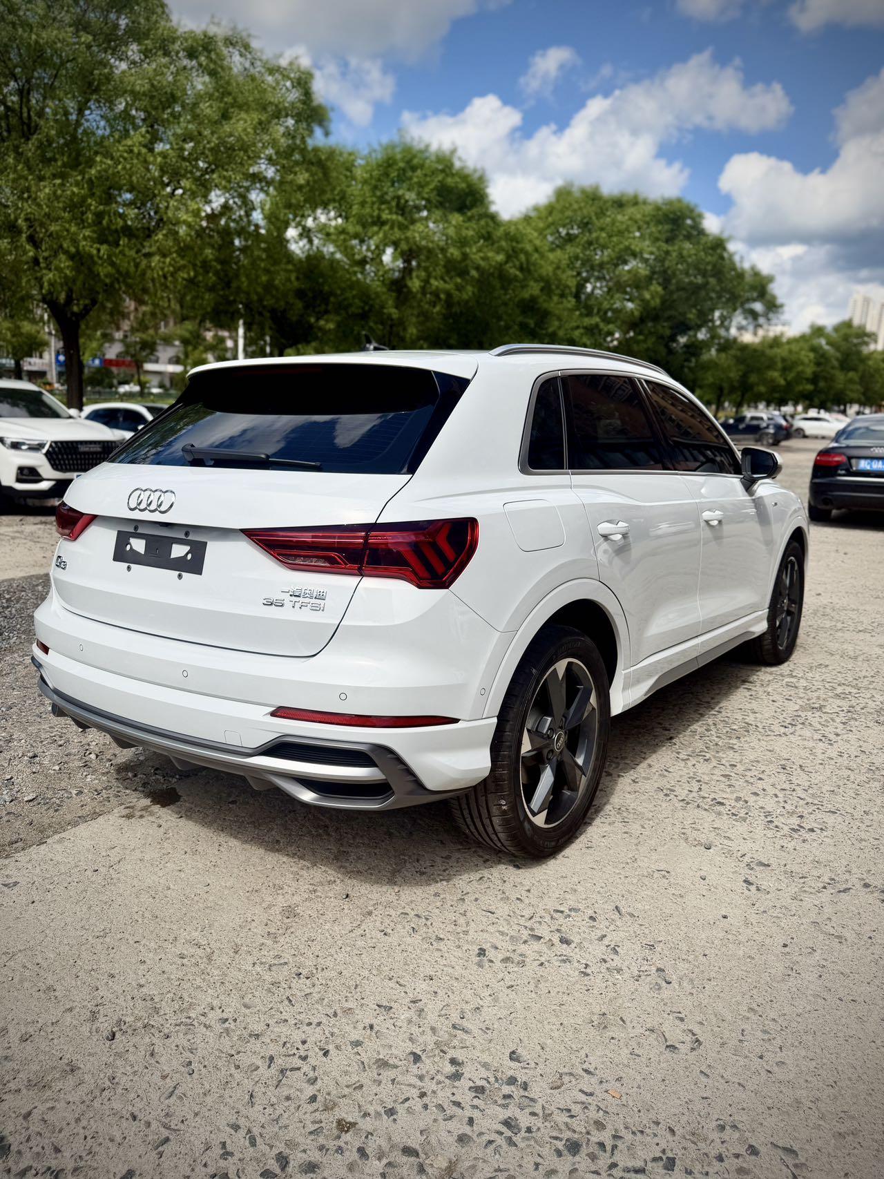 Audi Audi Q3