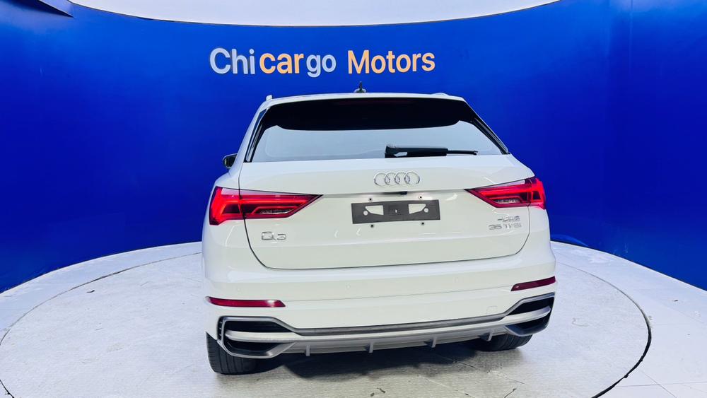 Audi Audi Q3