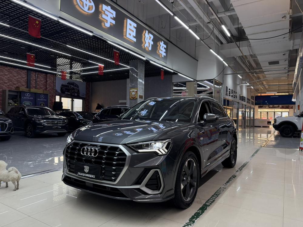 Audi Audi Q3