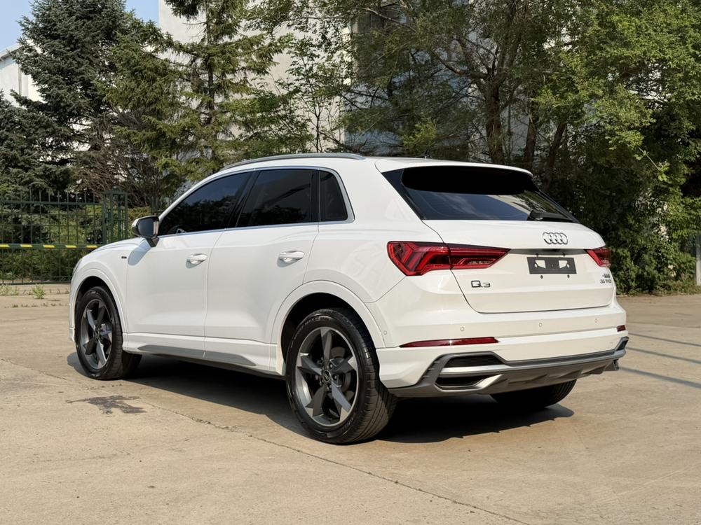 Audi Audi Q3