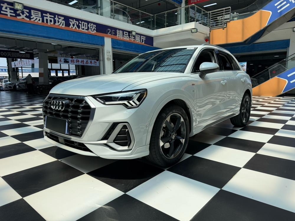 Audi Audi Q3