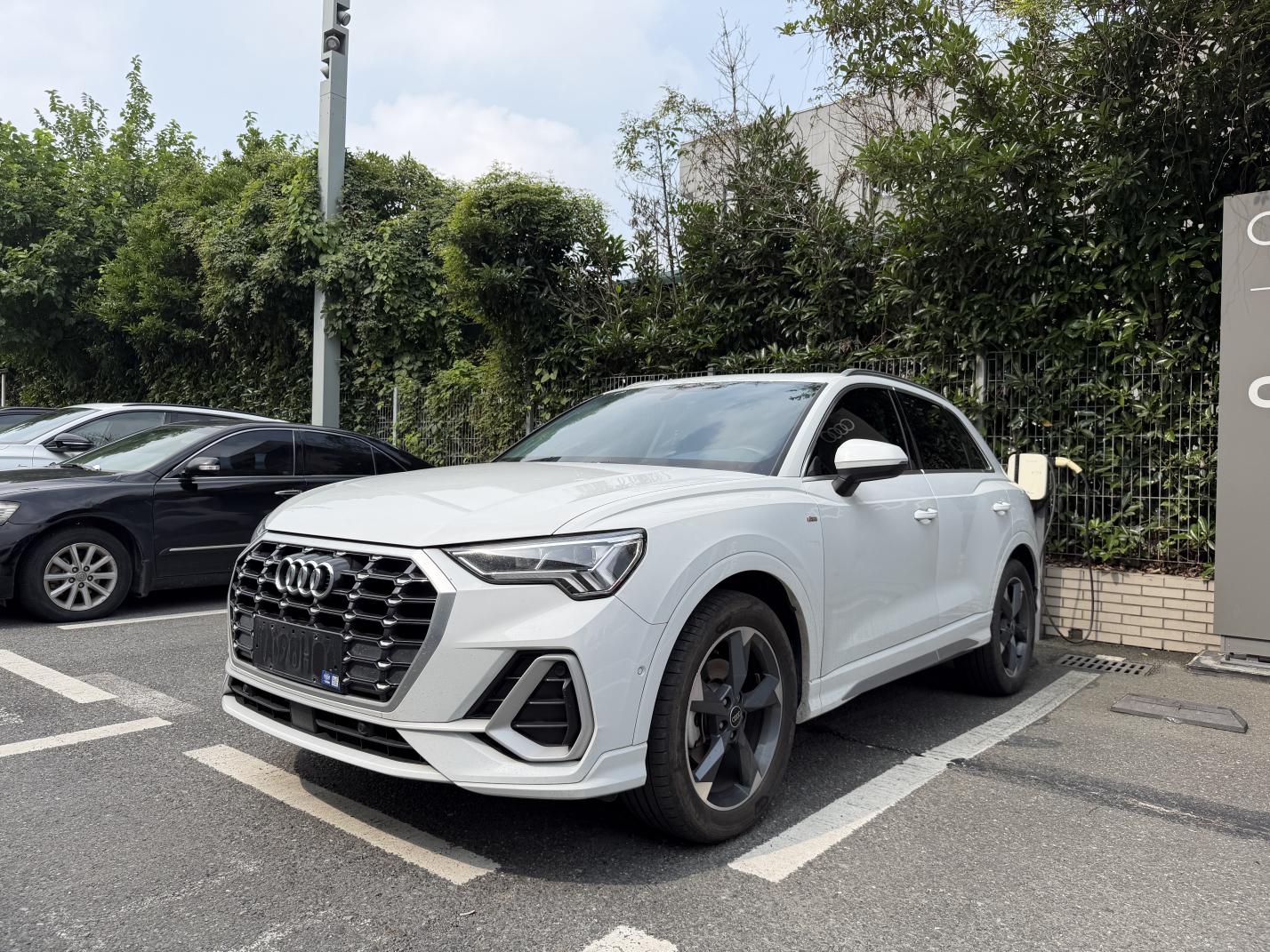 Audi Audi Q3