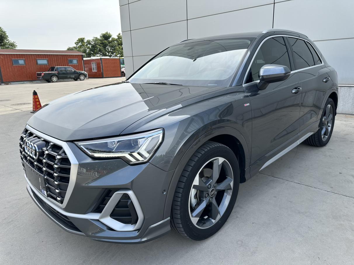 Audi Audi Q3