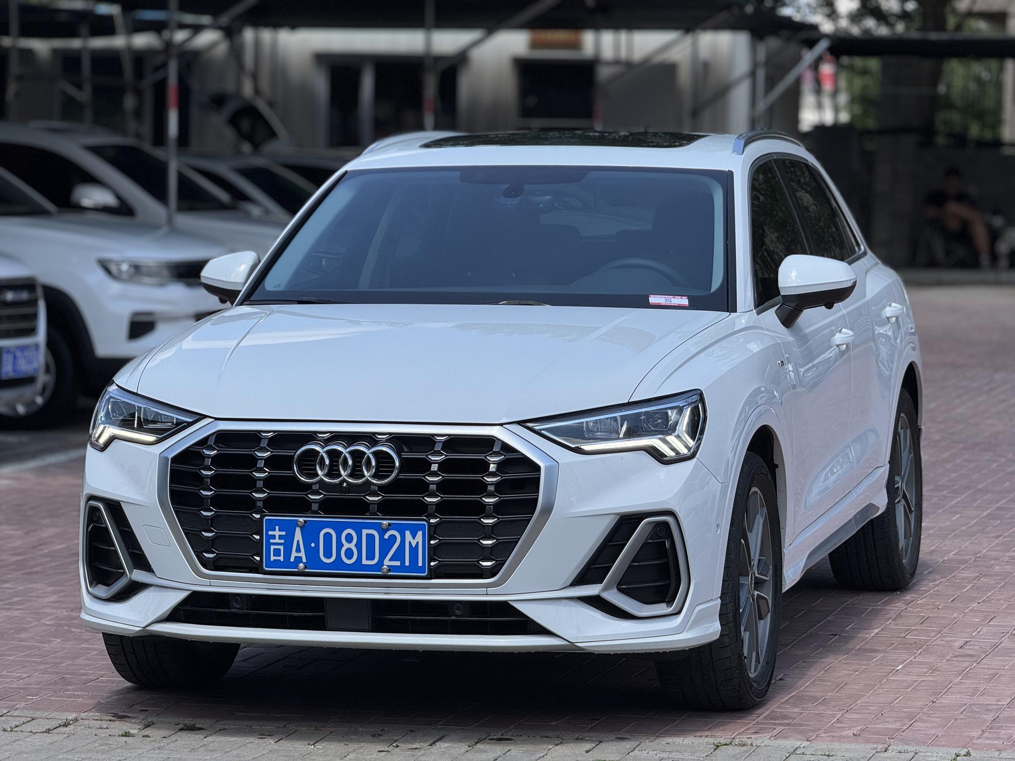 Audi Audi Q3
