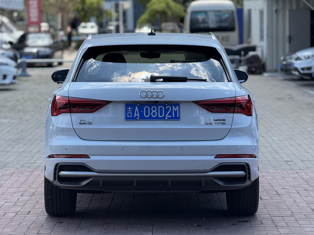 Audi Audi Q3