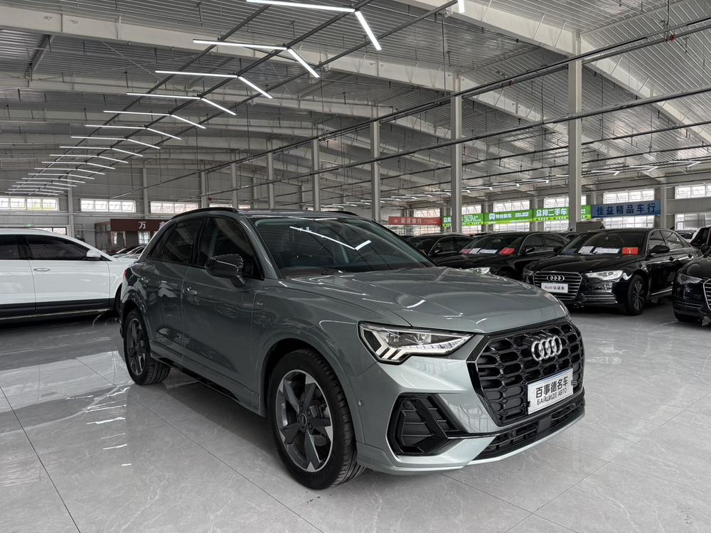 Audi Audi Q3
