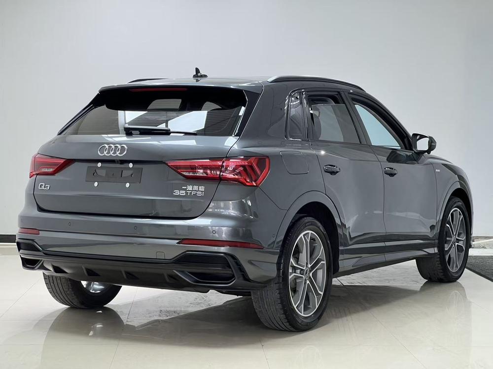 Audi Audi Q3