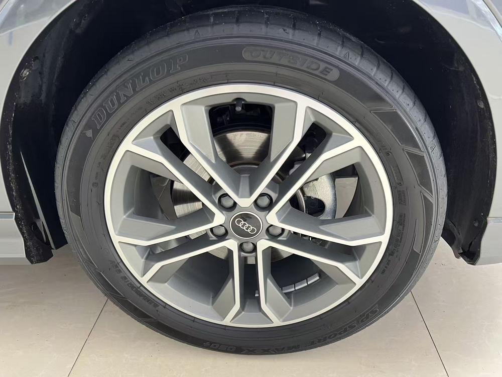 Audi Audi Q3