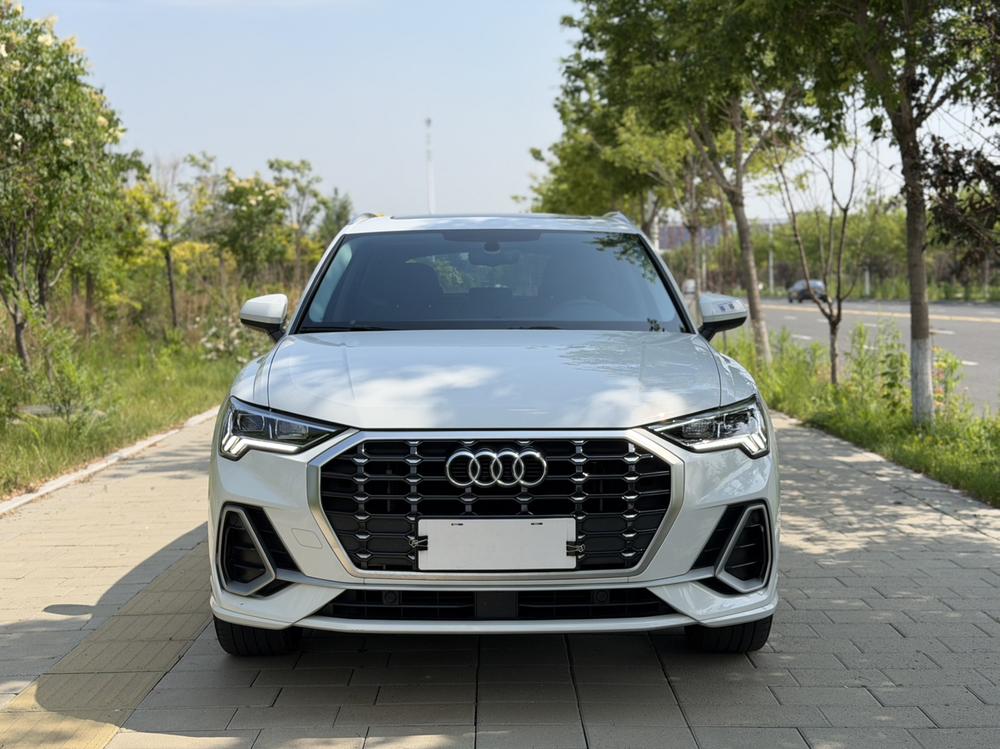 Audi Audi Q3