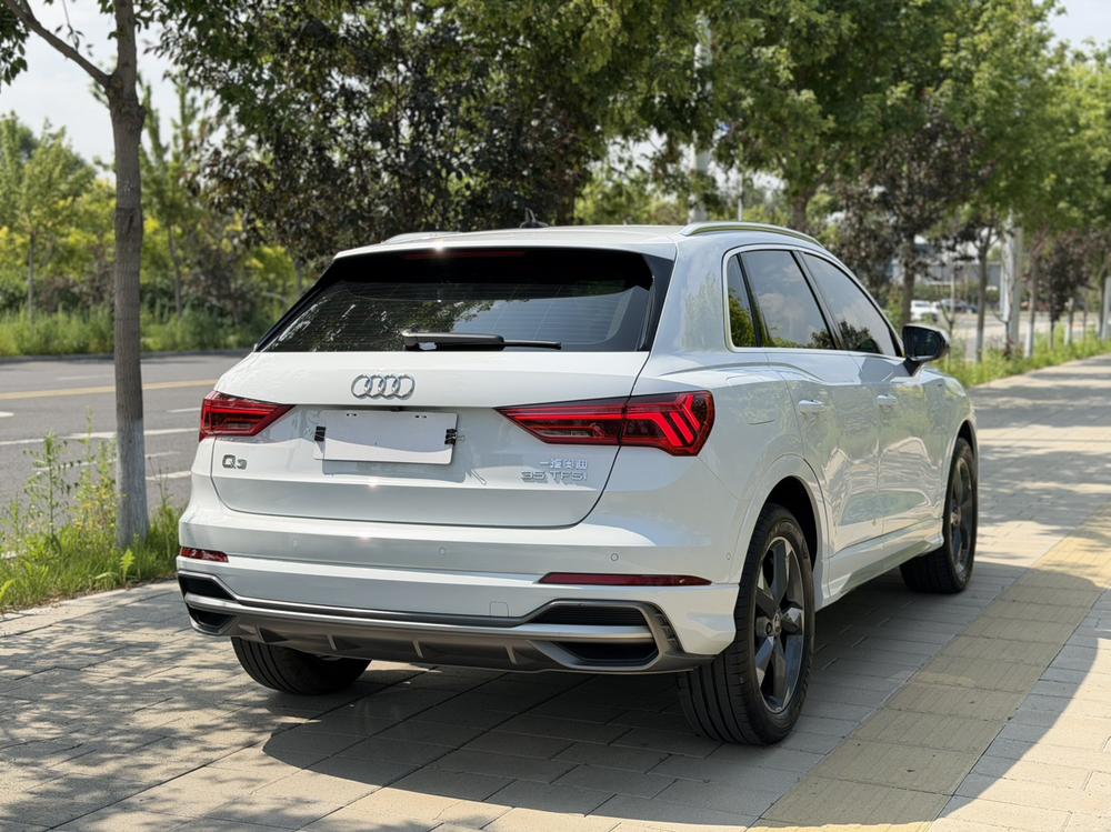 Audi Audi Q3