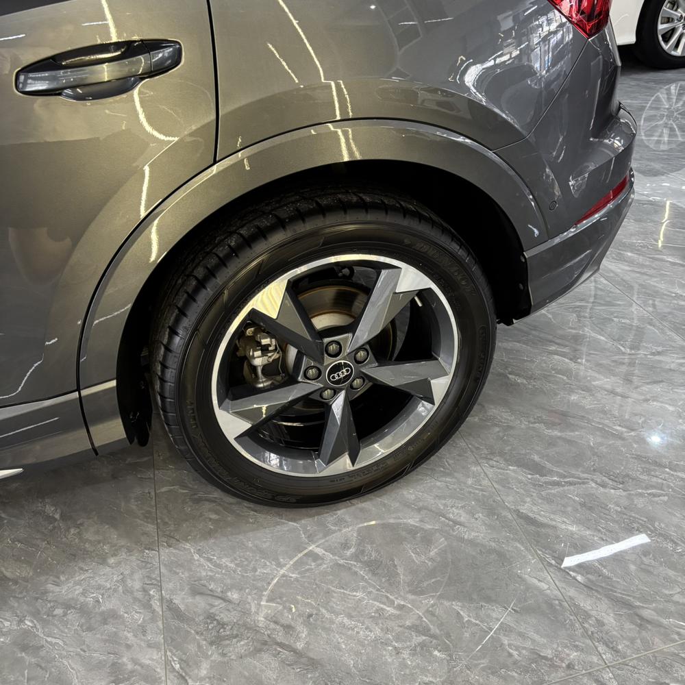 Audi Audi Q3