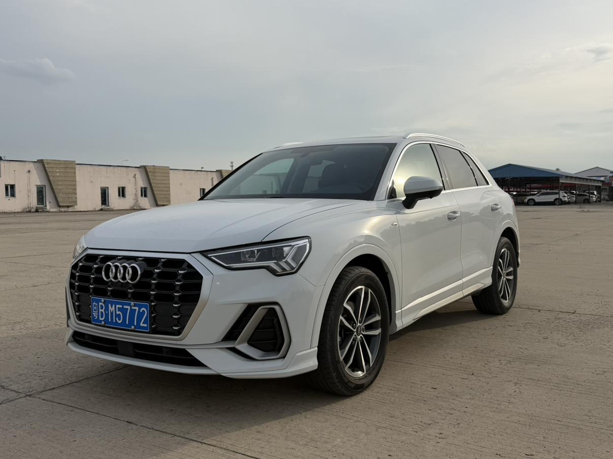 Audi Audi Q3