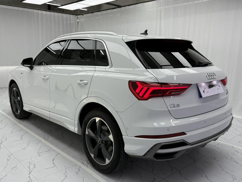 Audi Audi Q3