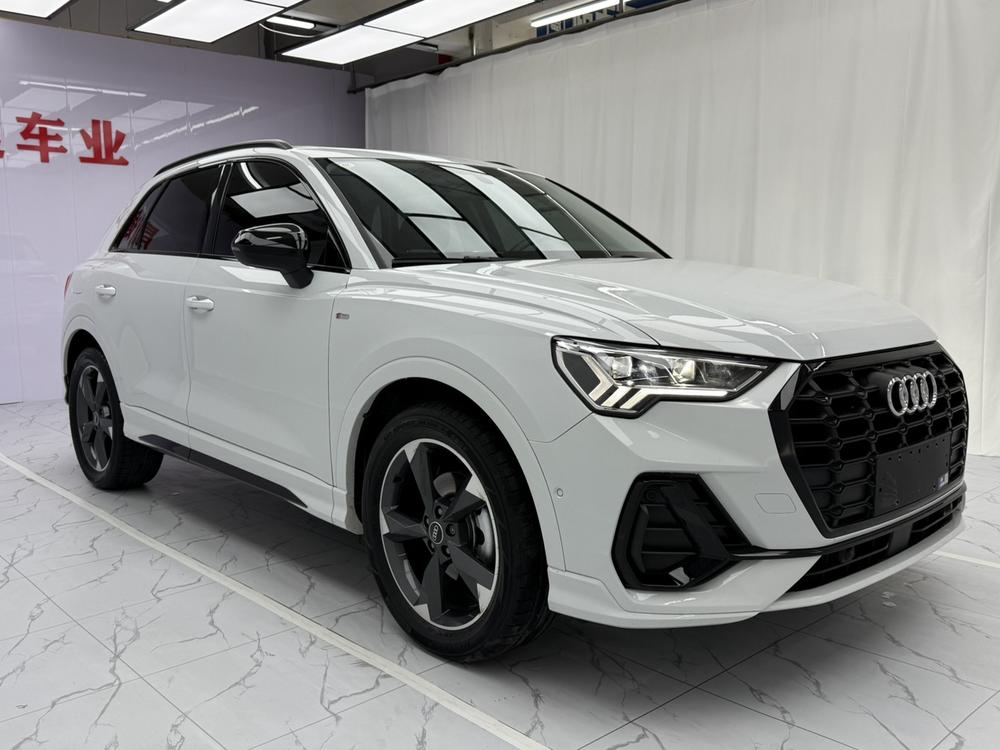 Audi Audi Q3