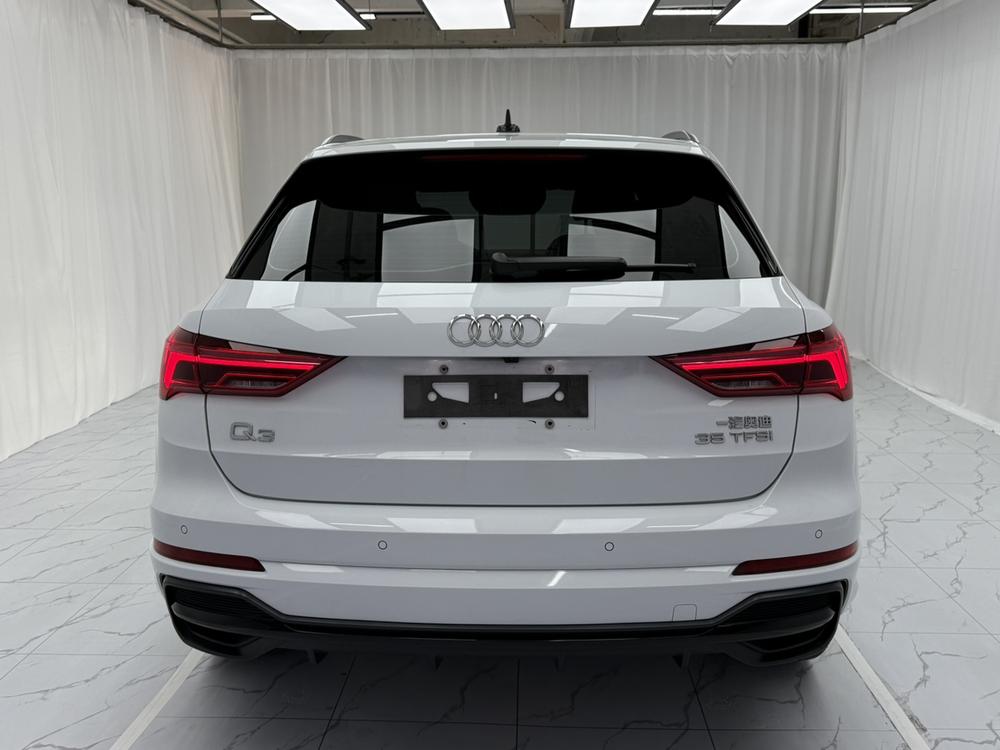Audi Audi Q3