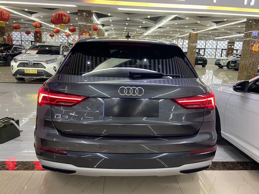 Audi Audi Q3