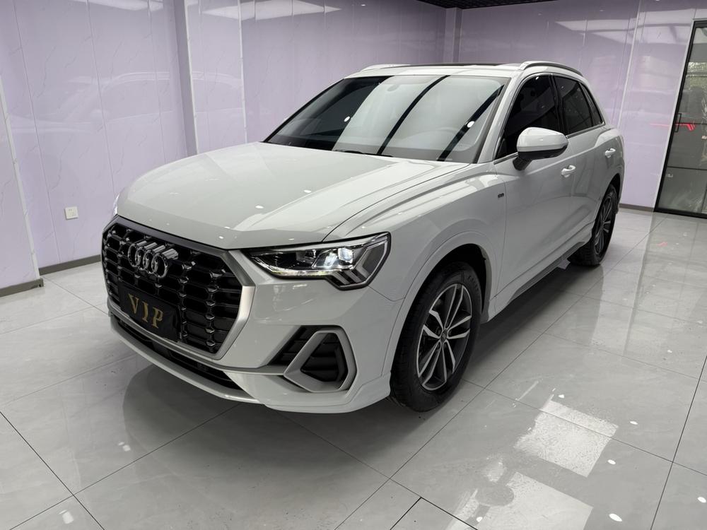 Audi Audi Q3