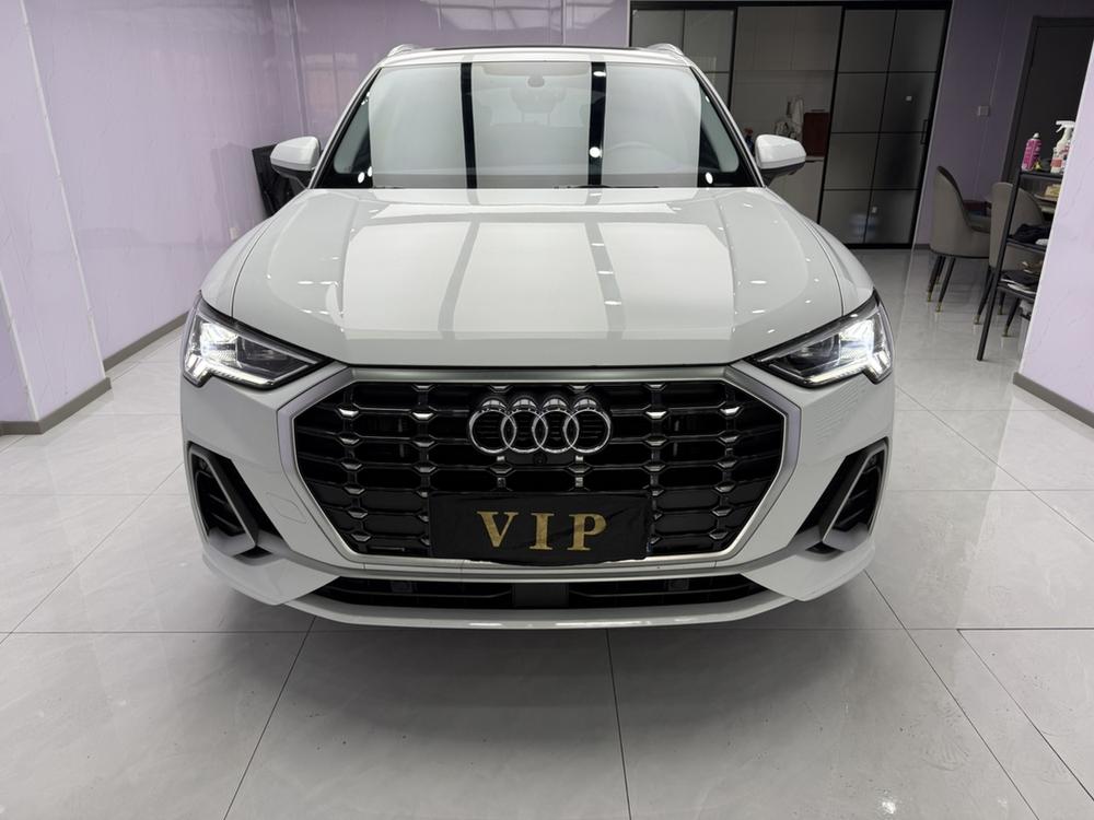 Audi Audi Q3