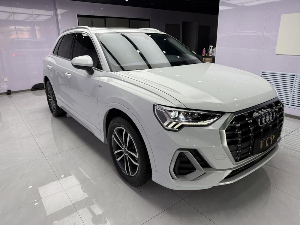Audi Audi Q3
