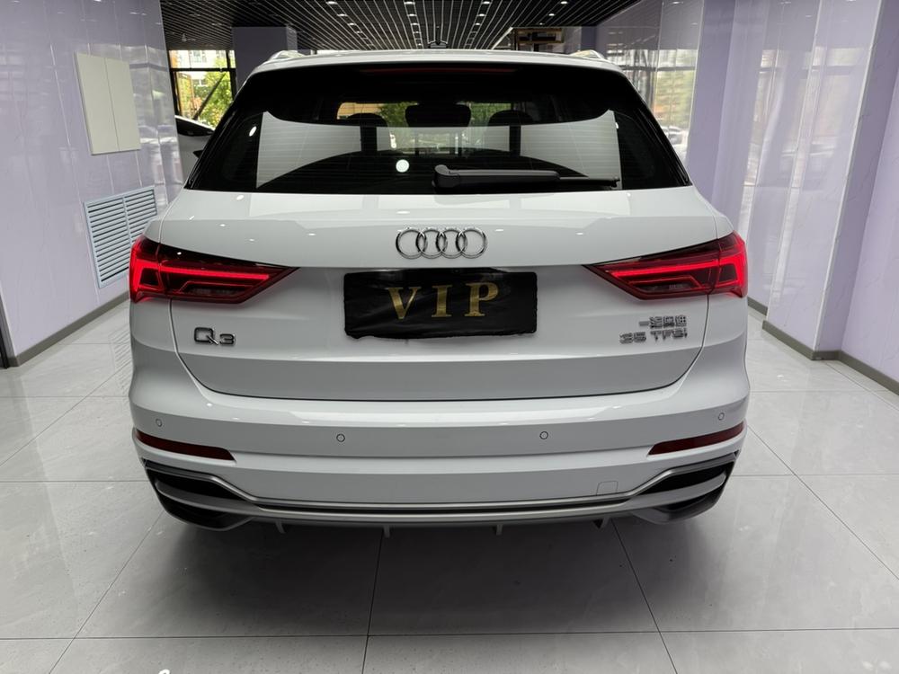 Audi Audi Q3