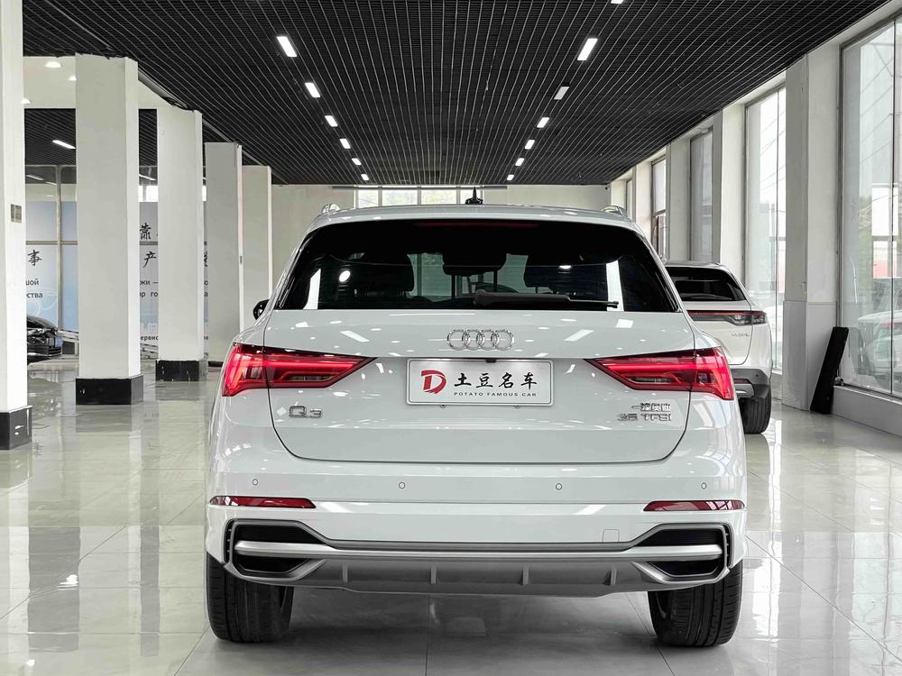 Audi Audi Q3