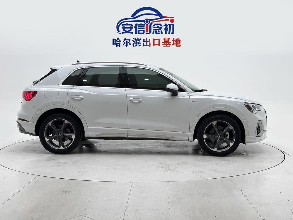 Audi Audi Q3