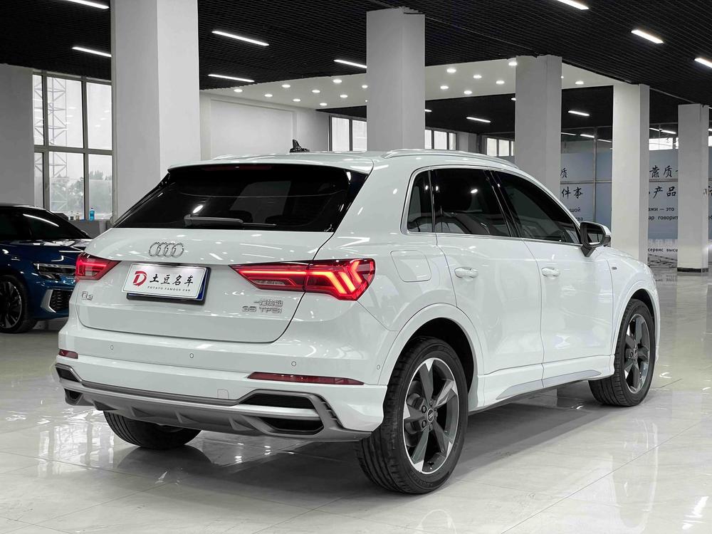 Audi Audi Q3