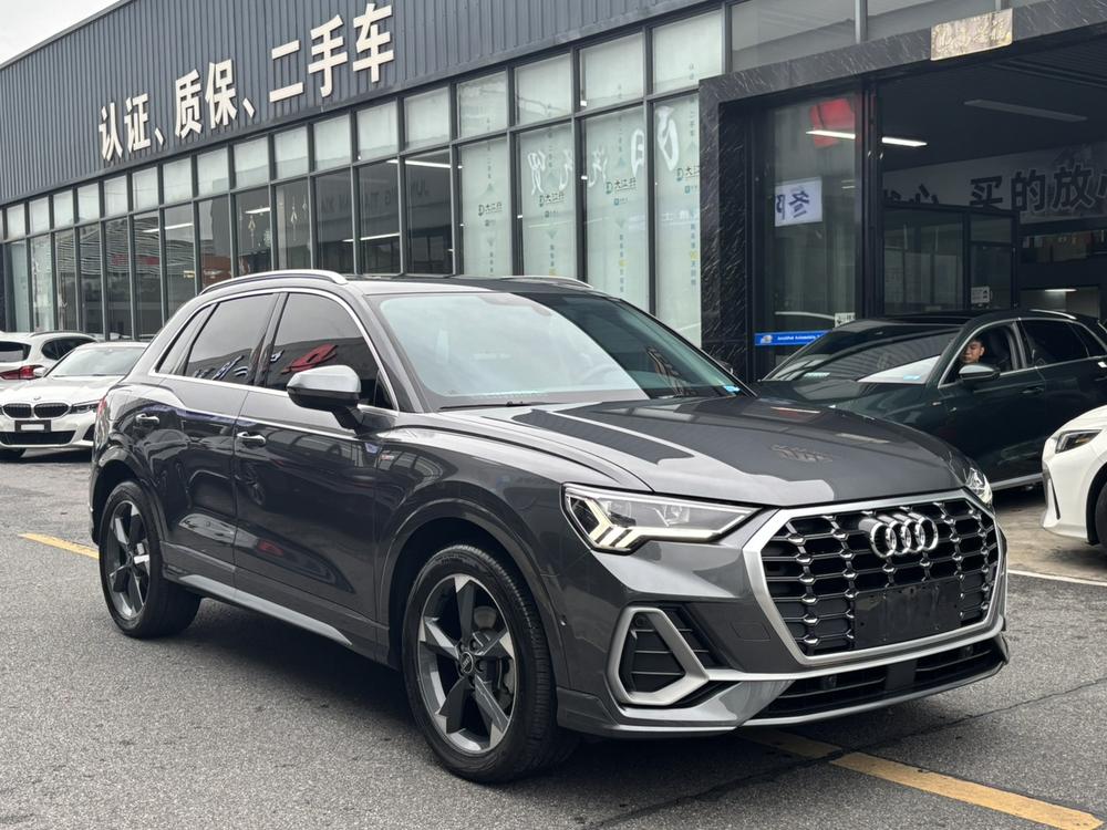 Audi Audi Q3