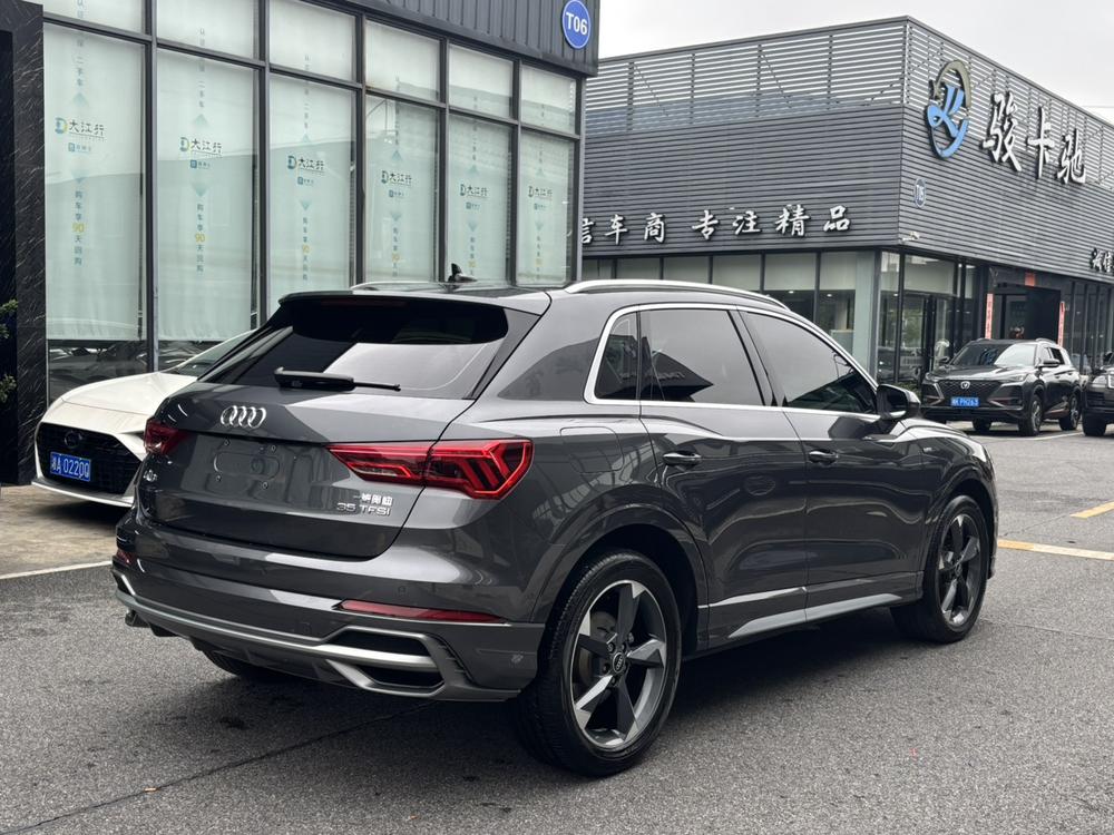 Audi Audi Q3